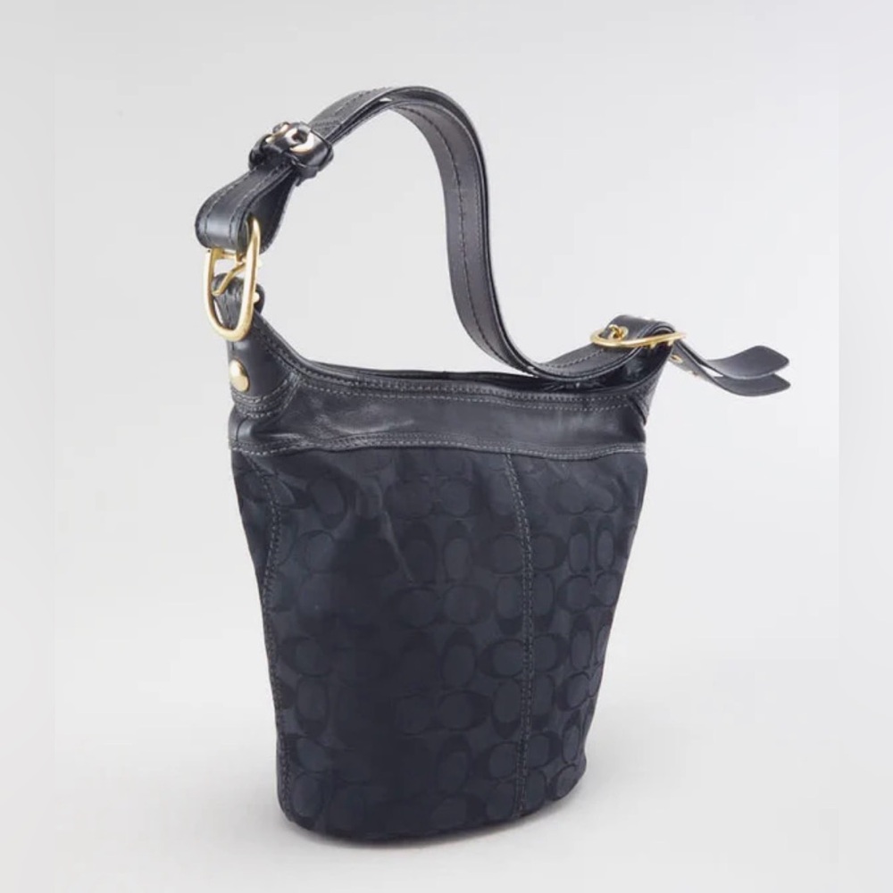 Coach Signature Canvas Bucket Shoulder Bag - Picture 4 of 10